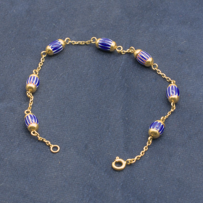 Bracelet